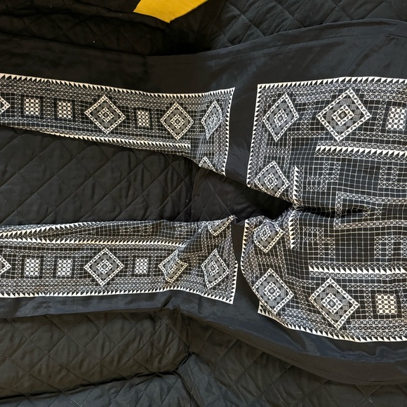 Bcbg gorgeous 2 piece set . - Picture 1 of 5